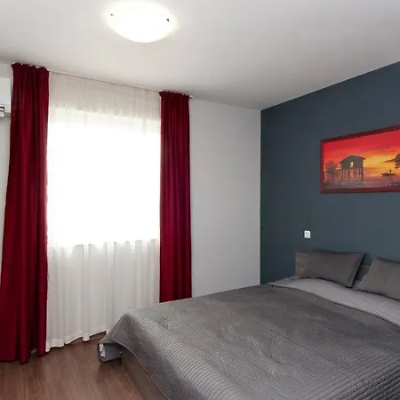 Apartment Lux *