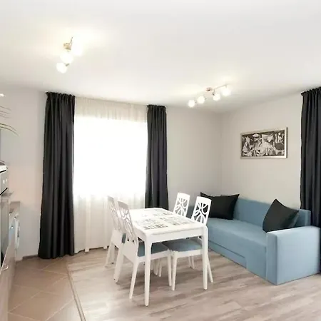 Apartment Lux